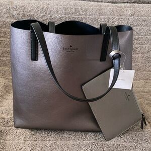 Kate Spade Reversible Tote (with a FREE GIFT while supplies last!)